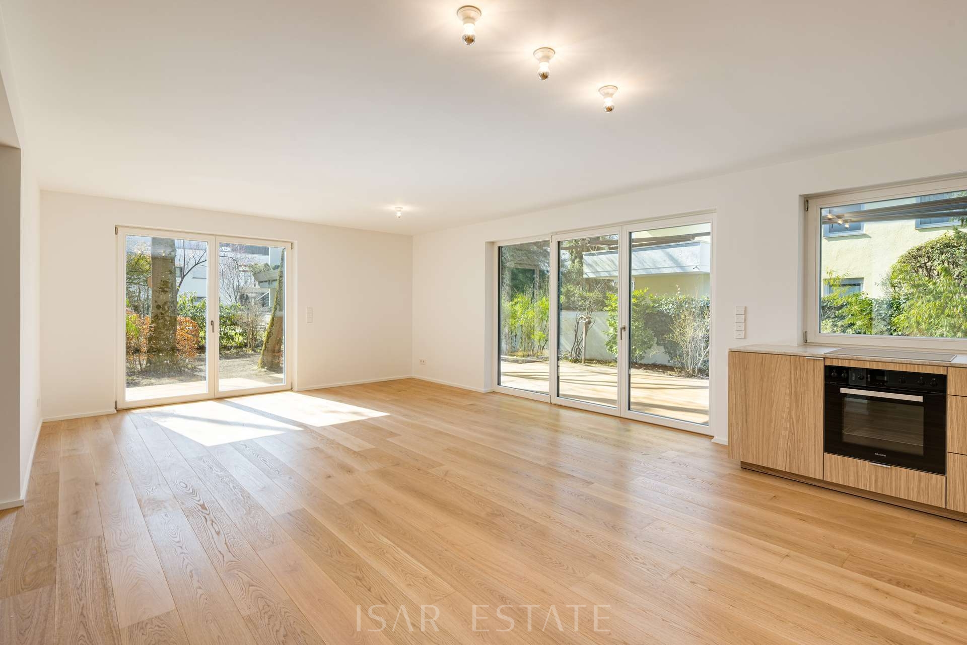 Wohnzimmer mit Küche